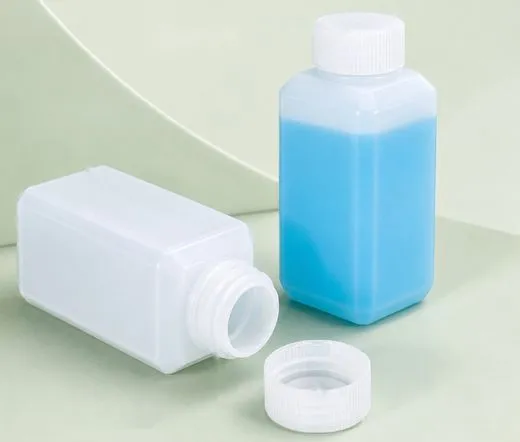 ขวดเปิดฝา วางนอน เห็นปากขวดและด้านในฝา