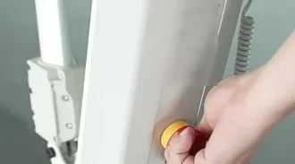 ปุ่มหยุดฉุกเฉิน กดหยุด หมุนคลาย