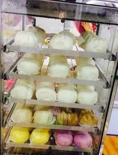 ร้านซาลาเปา วางเต็ม 5 ชั้น
